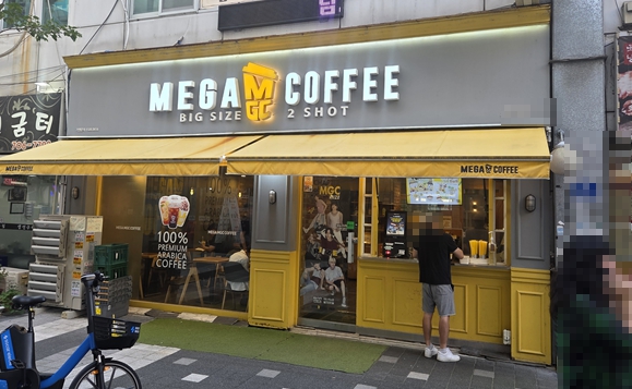 [용산구][메가커피] 반오토 운영이 자리 잡아 점주 시간이 자유로운 매장입니다